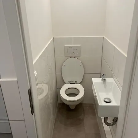 Monteurwohnung In Frisch Saniert, Zimmer Betten